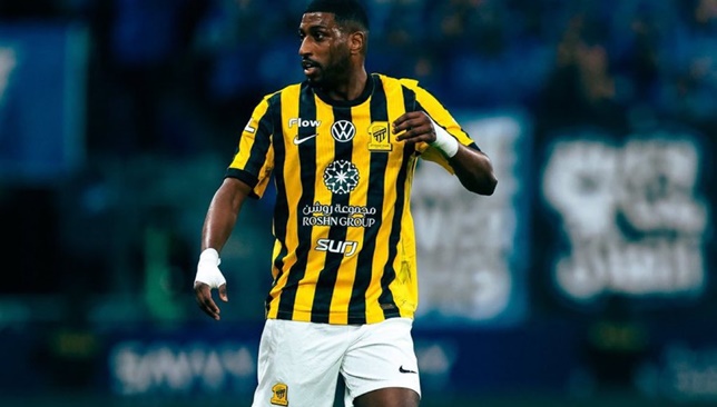 حسم موقف النصيري وشراحيلي من مباراة الاتحاد ونيوم