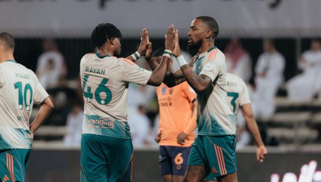 لجنة الحكام تُكذب يايسله وتوني